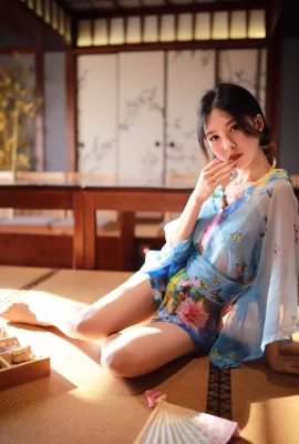 El «Kimono azul agua» de Dou Niang-Li Shi expone la parte inferior del cuerpo y hace latir los corazones de las personas (30 fotos)