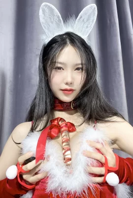 «Santa Bunny Girl» de Dou Niang-Lee Shi revela la sexy parte inferior de su cuerpo, que es muy llamativa (22 fotos)